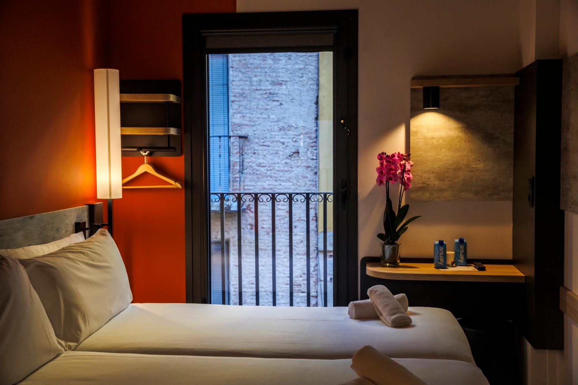 Ibis Budget Logrono Centro Esterno foto