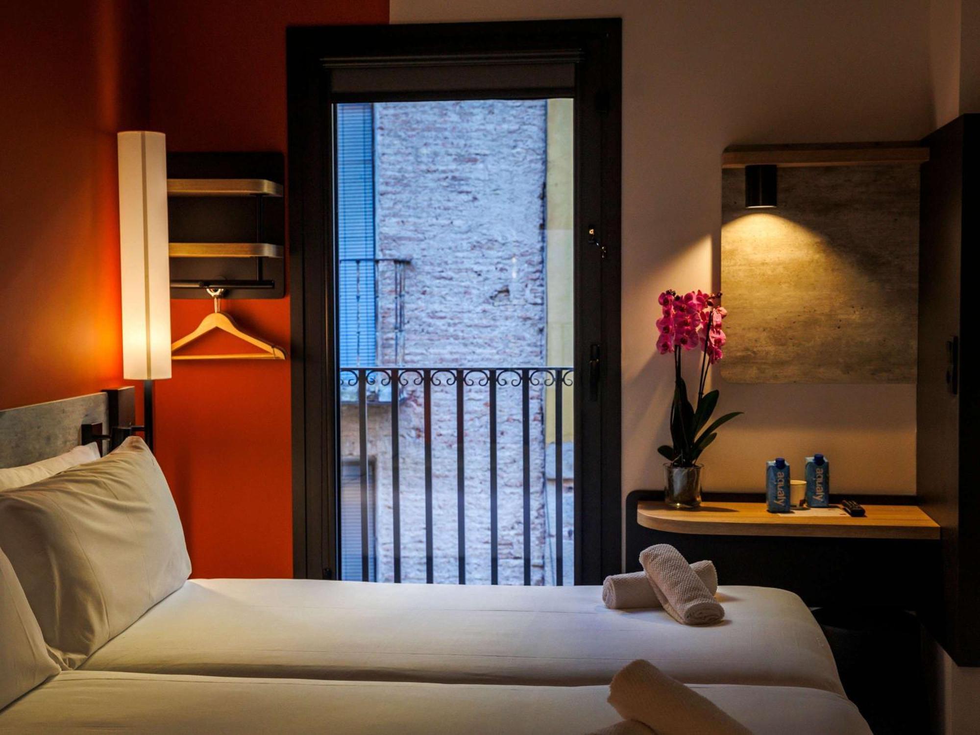 Ibis Budget Logrono Centro Esterno foto